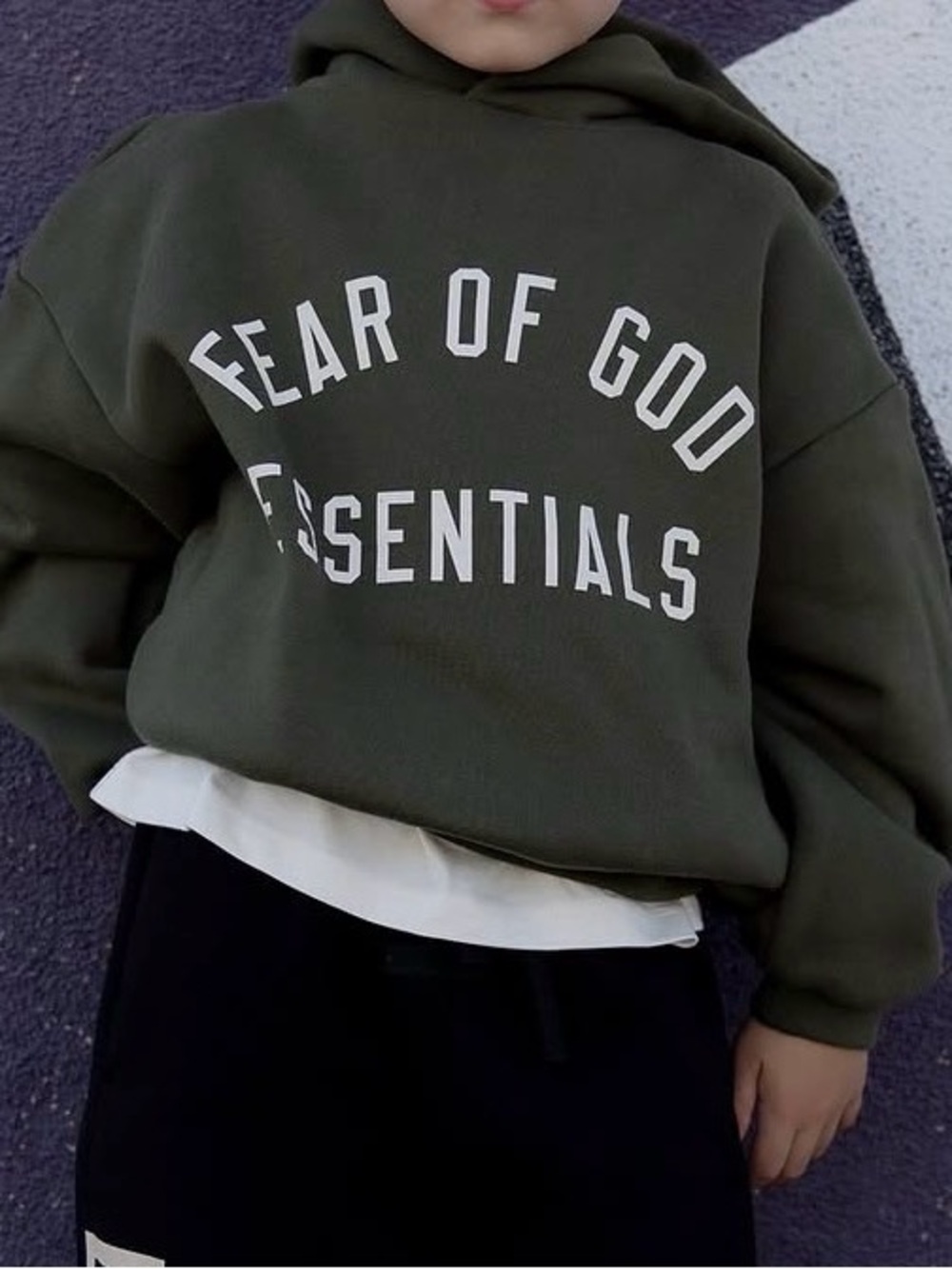 Essentials Olive Green Hoodie boys kids size 6/7